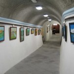 il tunnel sotto il castello utilizzato per mostre pittoriche