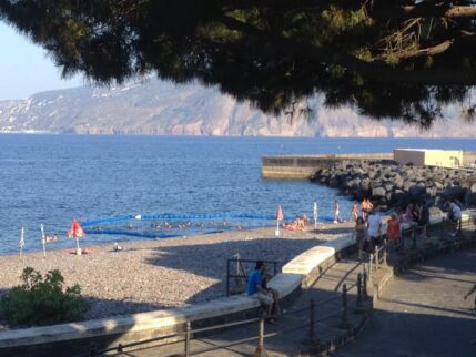 Salina, principio d'incendio su Catamarano
