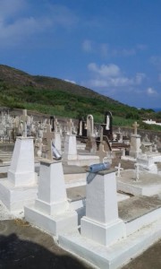 cimitero stromboli 1