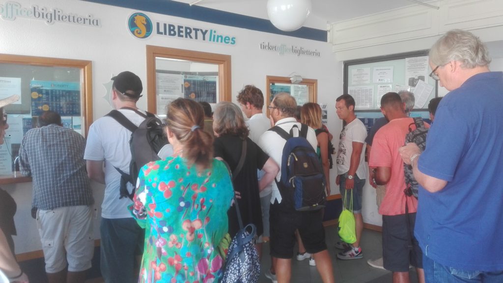 turisti biglietteria