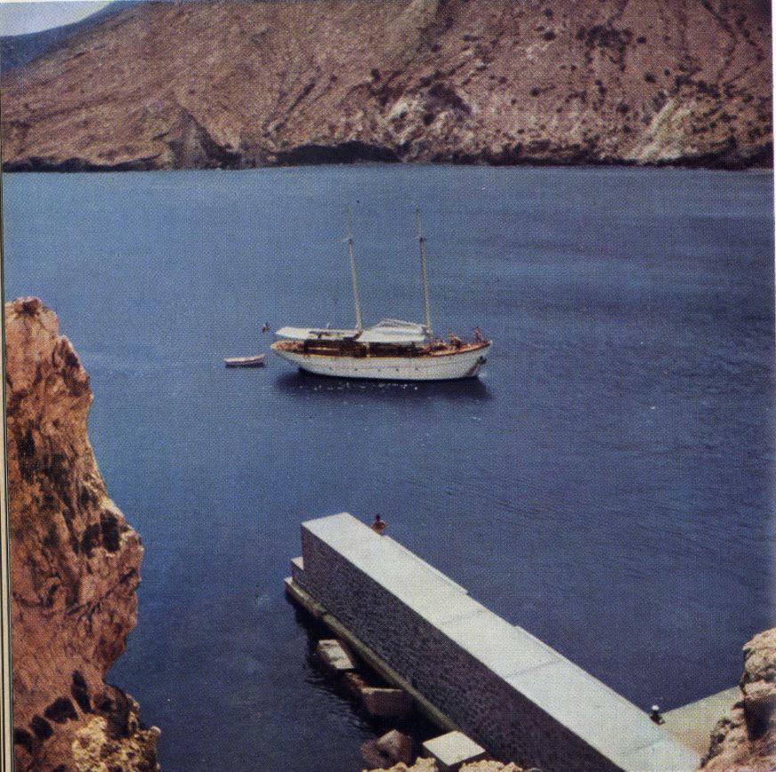 5 vulcano il porto di levante