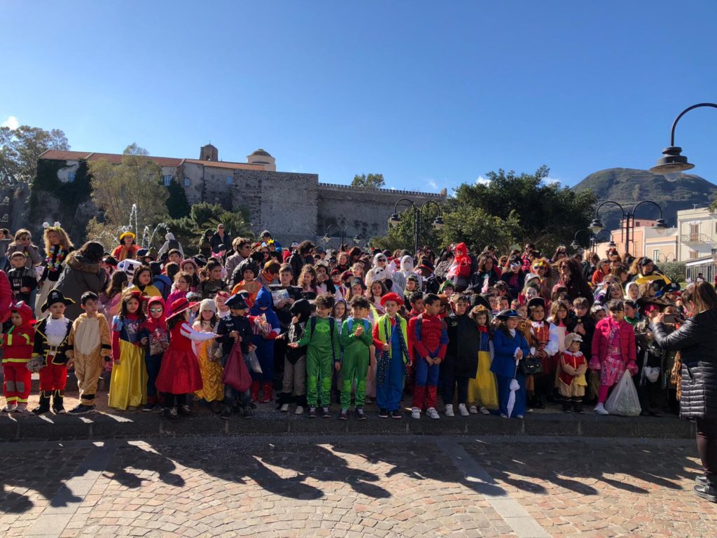 In piazza Mazzini un bel Carnevale dei bambini
