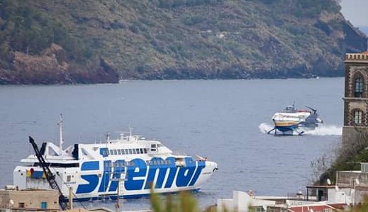 Eolie, Ugl su trasporti marittimi : “condizioni lavoro insostenibili, a rischio salute equipaggi”