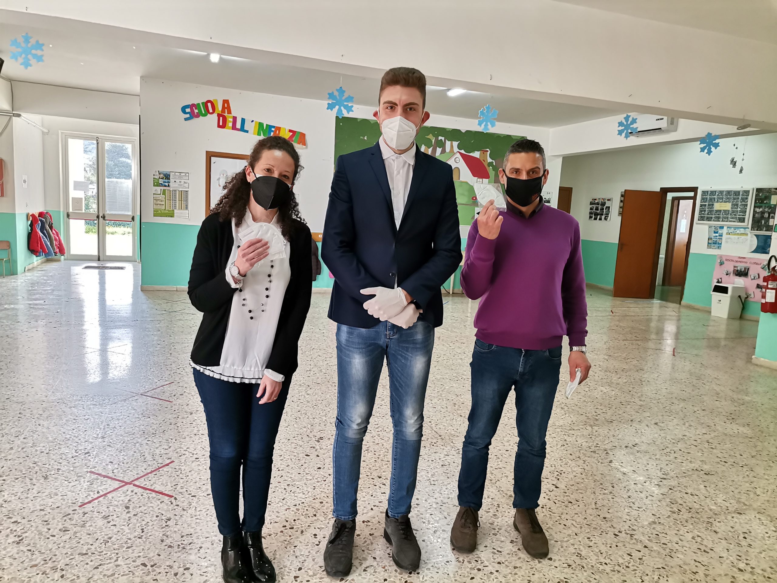 Giovnai Eoliani : mascherine alle medie dell'isola