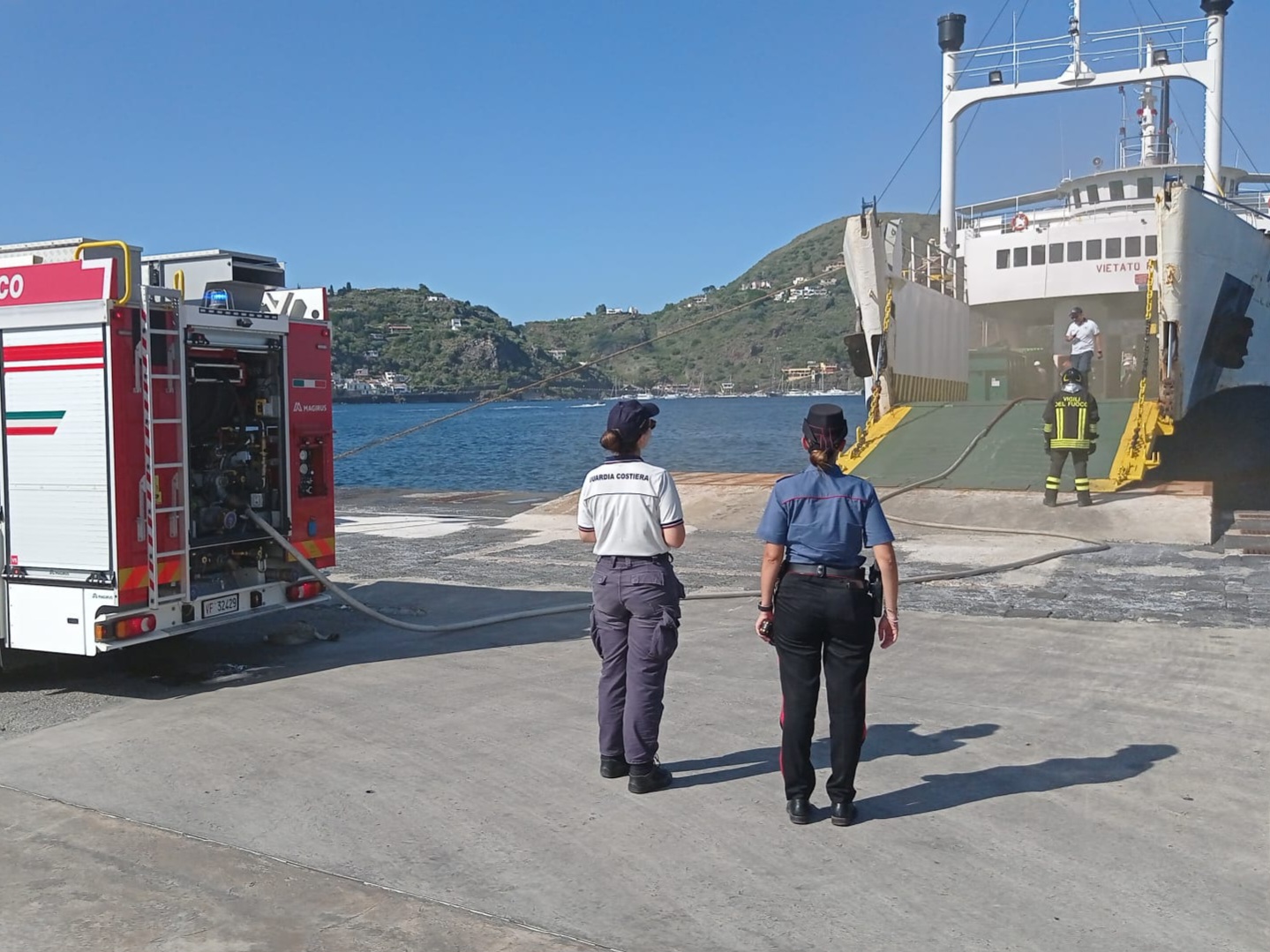 Esercitazione antincendio a bordo della nave "Green Lipari" 2
