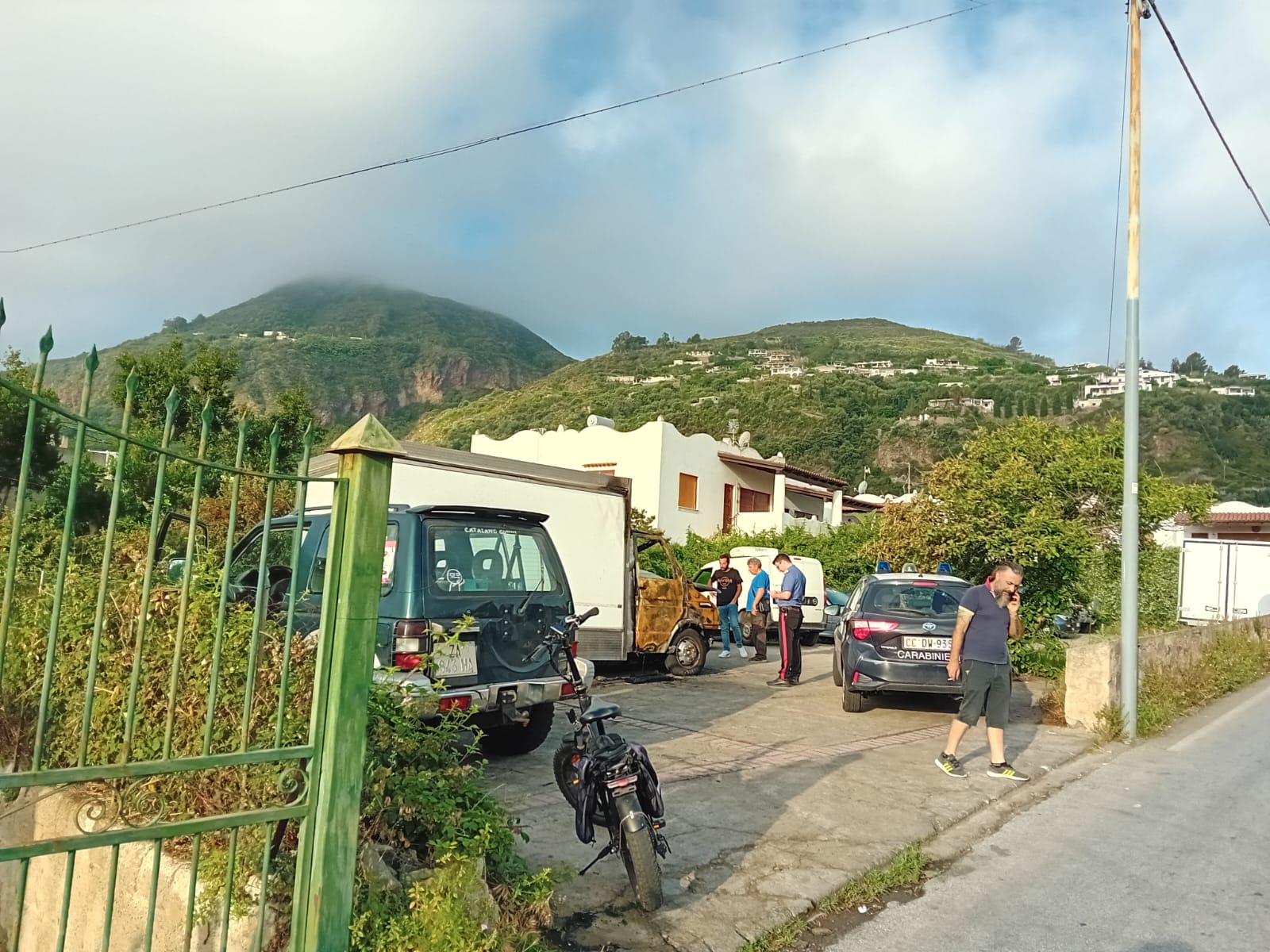 A fuoco il food truck di un gio