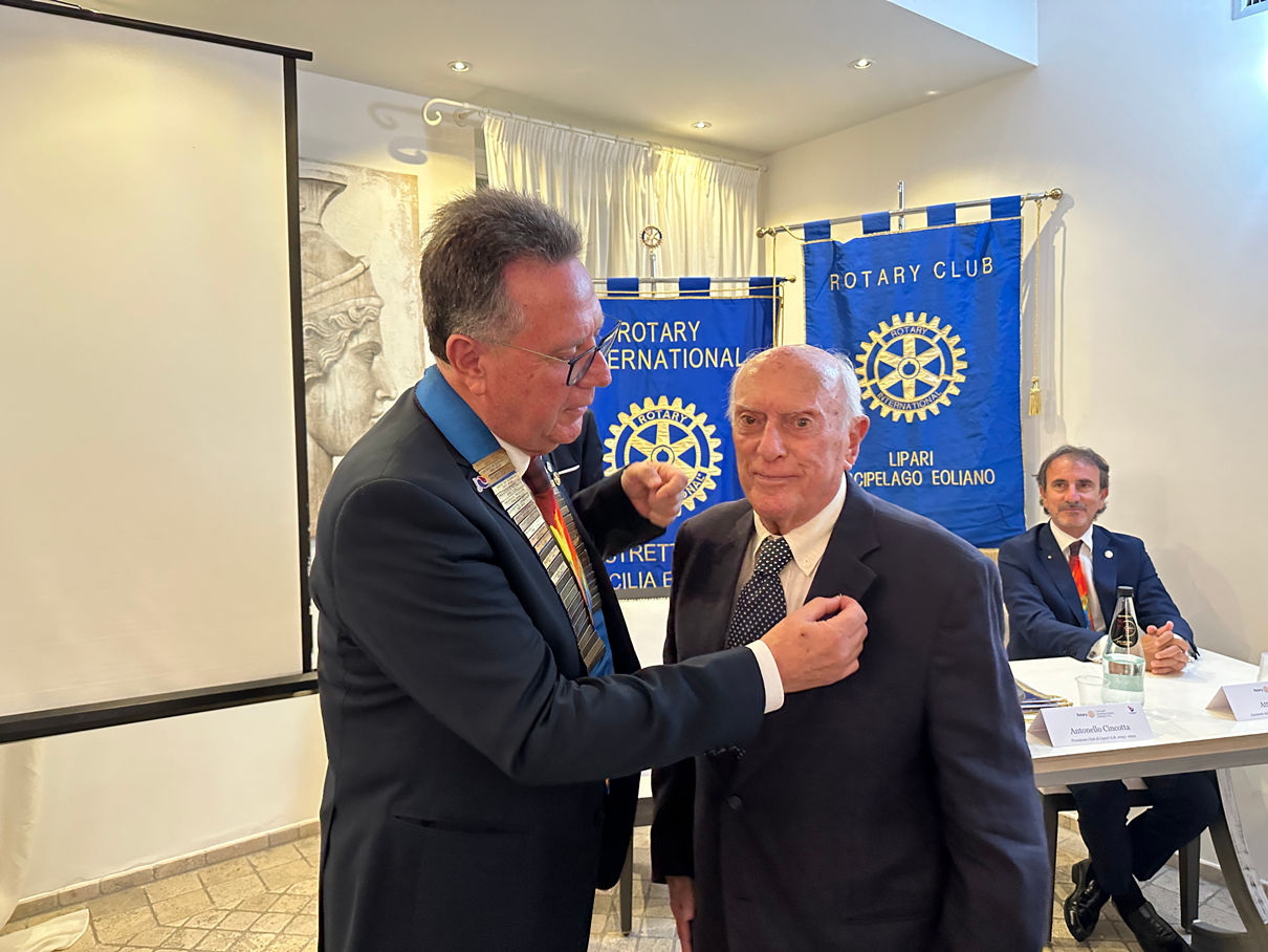 Bartolino Zagami socio onorario del Rotary Club 1