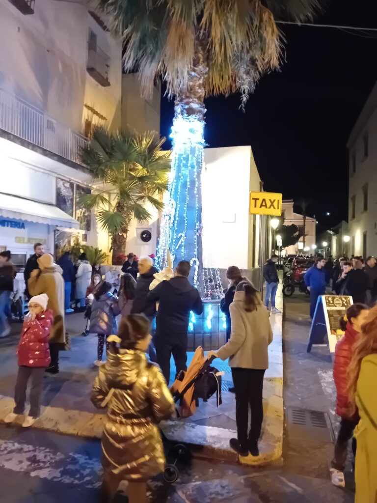 Finalmente Natale : Lipari vive... 4