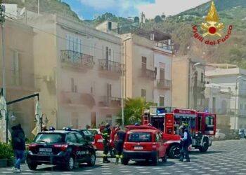 L'incendio nell'hotel a Canneto, il comunicato dei Vigili del Fuoco 4