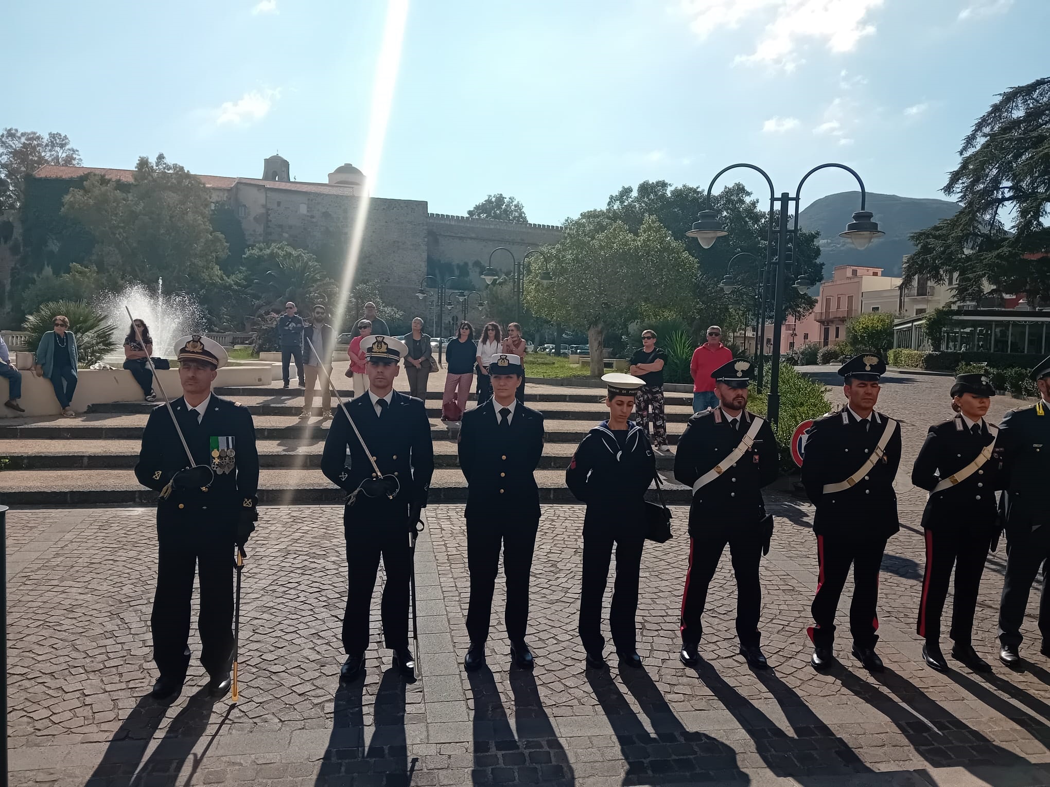 Lipari : celebrata la Giornata dell'Unità Nazionale e delle Forze Armate 5