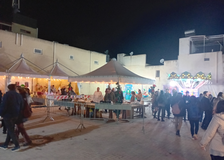 Lipari, inaugurato il "Villaggio di Natale"