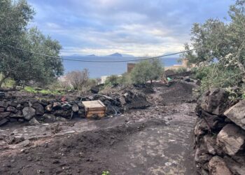 Ginostra nuovamente senza luce