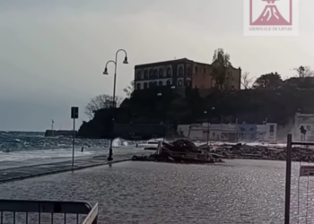 Dallo scirocco al ponente, collegamenti sospei