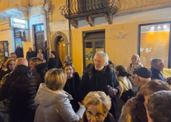 Gullo e il comizio senza elezioni : "alle prossime amministrative se non votate me non votate neanche loro"