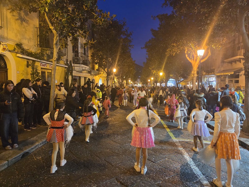 Lipari, nonostante tutto è Carnevale 13