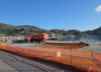 Lipari, porto : prevista per oggi la riapertura del pontile aliscafi