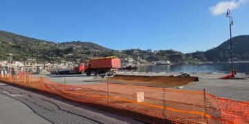 Lipari, porto : prevista per oggi la riapertura del pontile aliscafi