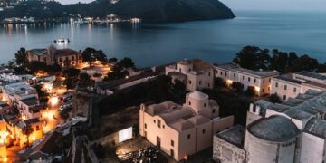 EOLIE, a Lipari torna la rassegna “Racconti d’estate”: proiezioni, retrospettive e cineforum con attori, registi e studiosi della settima arte