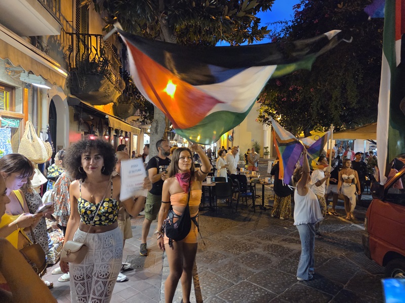 Arcobaleno eoliano: Il sogno del Pride fiorisce a Lipari 2