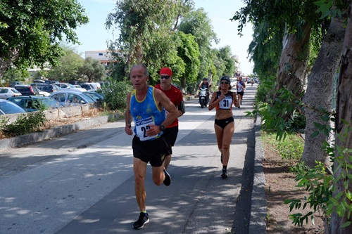 Al via il “23° Giro Podistico a tappe delle Eolie” 1
