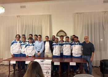 ASD 98055 Lipari C5: Un esordio di Passione e Solidarietà. Oltre il Campo, il Sogno di una Scuola Calcio Inclusiva.