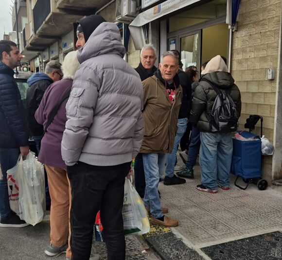 In 200 bloccati a Milazzo: alle 17,15 corsa straordinaria della Lippi