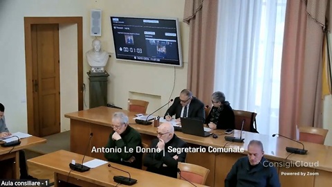 Lipari, il Sindaco : "Opposizione lontana dagli interessi della gente e vicina a quelli dei clienti"