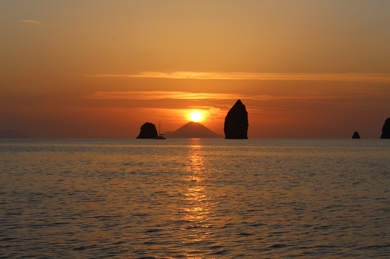 Le Eolie si svelano ai giornalisti stranieri : il 26 marzo grande appuntamento all'Associazione della Stampa Estera 1