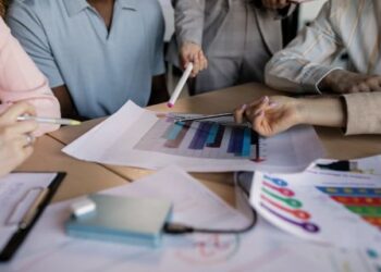 La fine della metrica dell'apparenza: perché i like non fatturano