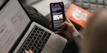 Perché blindare la corrispondenza digitale è vitale per chi fa impresa in un territorio turistico