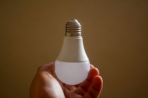 Efficienza elettrica domestica: dove si perde energia nell'impianto e quali componenti sostituire