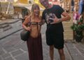 Pavone "con la bassista più bella del mondo"