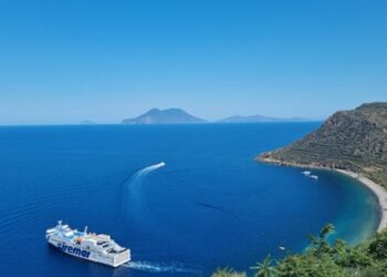 Federalberghi : Inserire caro trasporti in manovra bilancio all'Ars
