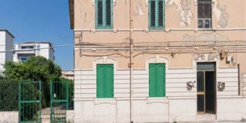 Melissa, la notte nel cortile e poi la morte: arrestato un 22enne