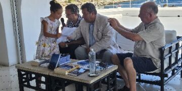 ​Panarea, “Isola dei sogni”: un successo di pubblico e memoria storica la presentazione del romanzo di Italo Toni