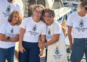 La Lega Navale di Lipari punta sui giovani: un equipaggio di piccoli talenti alla Vela Cup Sicilia