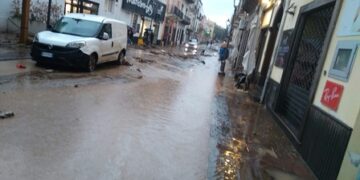 Lipari, alluvione e disagi: le immagini dai social